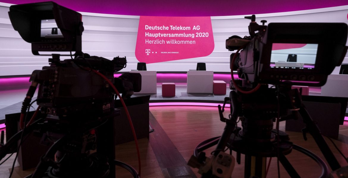 19.06.2020 Bonn Deutsche Telekom Zentrale Hauptversammlung 2020



Freigabe nur für interne redaktionelle Nutzung und Dokumentation. Dem Fotograf liegt keine schriftliche Einverständnis vor. Jede weitere Nutzung nur nach Rücksprache mit der abgebildeten Personen!